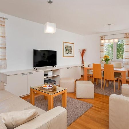 Comfortable Apartment Laura Lapad With Garage Dubrovnik Exteriör bild