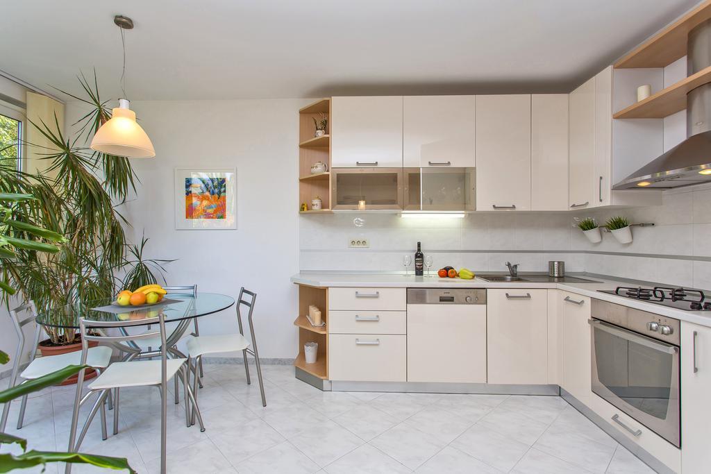 Comfortable Apartment Laura Lapad With Garage Dubrovnik Exteriör bild