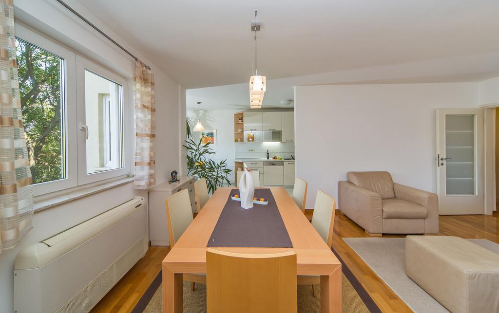 Comfortable Apartment Laura Lapad With Garage Dubrovnik Exteriör bild